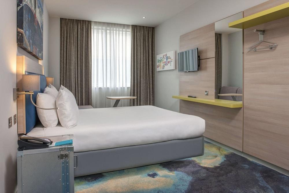 Ibis Styles London Heathrow Airport Hotel Hillingdon Ngoại thất bức ảnh