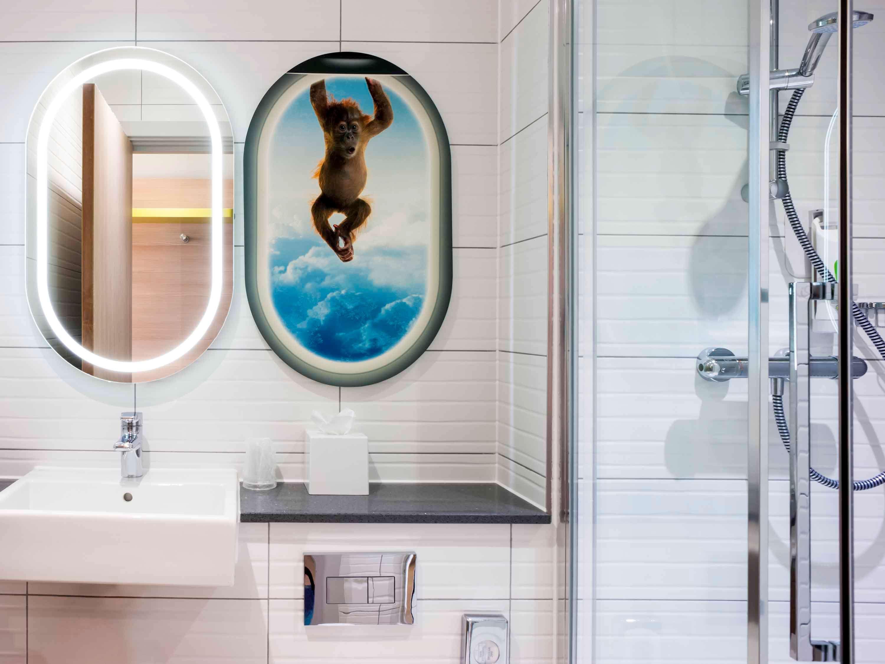 Ibis Styles London Heathrow Airport Hotel Hillingdon Ngoại thất bức ảnh
